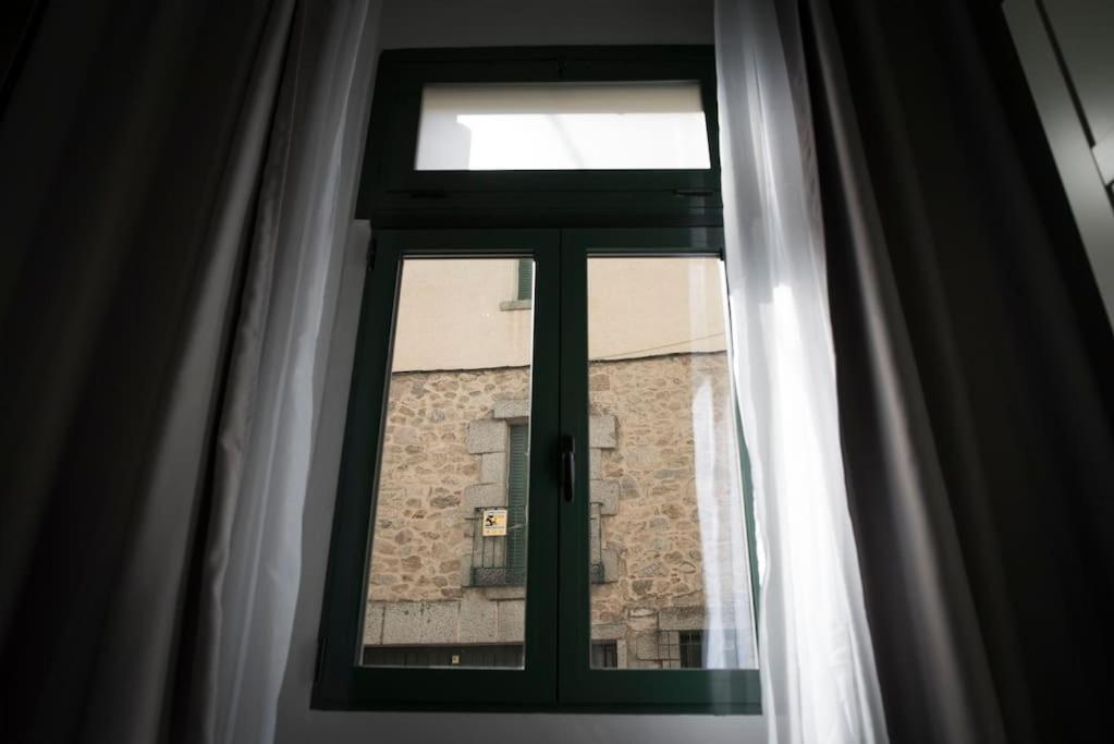 Apartamento en centro histórico con patio romano San Lorenzo de El Escorial Exterior foto